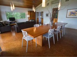 Feathertop Winery
