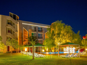 Aqua Nina Resort Hotel