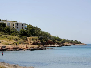 Kavouri Flat