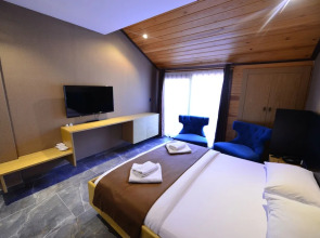 Inanlar Deluxe Hotel & Bungalow