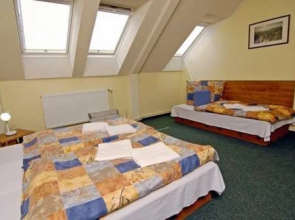 Hotel Monika