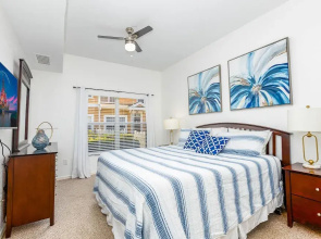 Fantastic Townhouse With a Themed Room Near Disney by Redawning