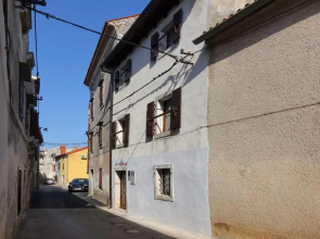 Holiday home Castelier