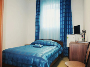 Отель Адмиралъ