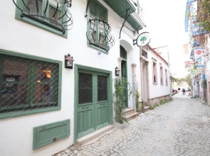 Defne Pansiyon Ayvalık