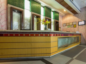 Rezen Meta Tree Hotel (City Center & The Bund, Shanghai)