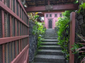 The Bali House & Bali Cottage at Kehena Beach