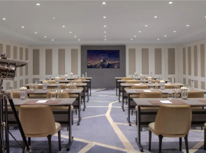 Paramount Hotel Dubai