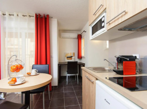 Villa Serafina Apartments