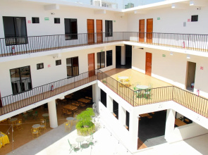 Acacia Hotel