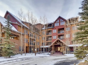 2 Bedroom Condo