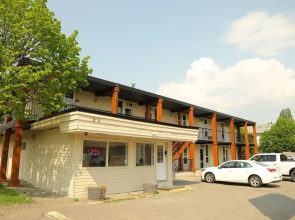 Queensway Court Motel