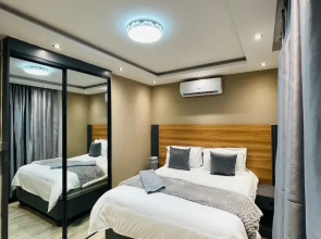 Ques Self Catering Apartments
