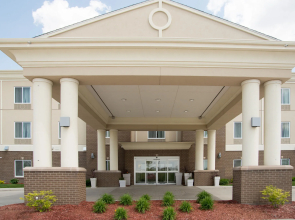 Holiday Inn Express Hotel & Suites Albert Lea - I-35 by IHG