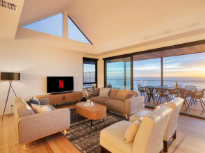 Azure Horizon Gas Heated Pool With Stunning View