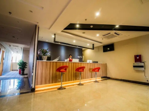 Thank Inn Hotel Sichuan Luzhou Longmatan District Trade City