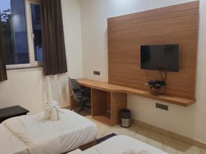 Hotel Midtown Aligarh