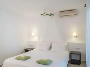 Skiathos Holidays Two-bedroom Suite