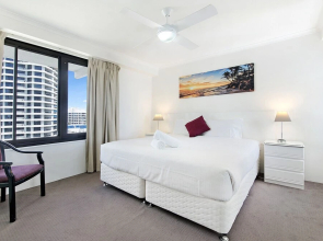 South Pacific Dream, Central Broadbeach