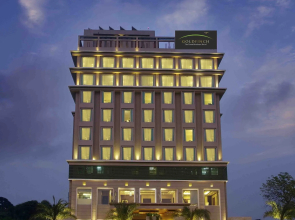 Goldfinch Hotel Delhi NCR