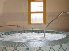 2 Br With High Ceilings in Kettle Brook- Okemo 2 Bedrooms 2 Bathrooms