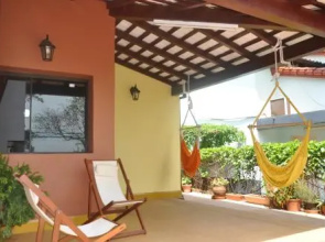 Colonial Hostel & Camping