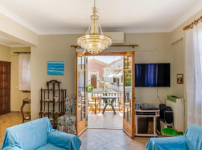 Traditional style 3 bedroom flat in Lixouri 6 guests