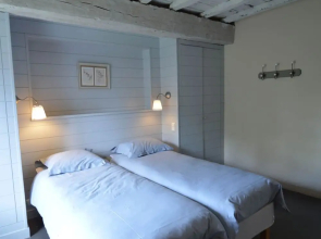 Elegant Estate Stay, Maredsous