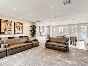 NEW - Private Entrance 2BR/BATH Next To Ritz Carlton Laguna - Walk To Beach! (MB3)