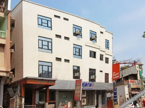 OYO 4398 Hotel Rajat Grand