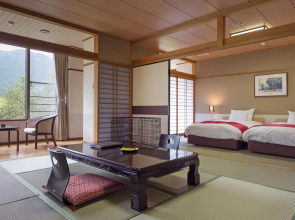 Matsusaka Wan Wan Paradise Forest Hotel