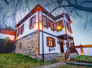 Hadji Amina Villa with Car Rental