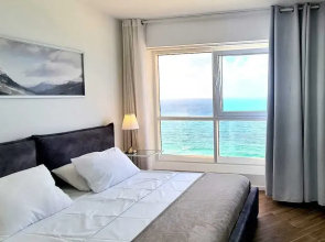 SHaYaSH apartments Leonardo Bat-Yam