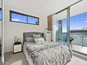 Full Darling Harbour View Luxury 2 Bedroom Apartment