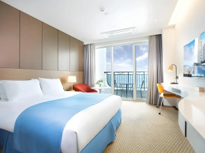 Hotel Whistlelark Jeju