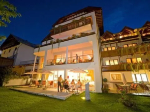Tschirgantblick Hotel