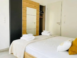 Cosy 1 bedroom in City Center w Terrace