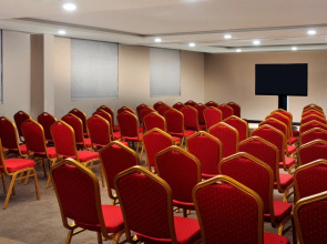 Movenpick Hotel Apartments Al Mamzar Dubai