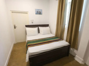 Airport Green Villa