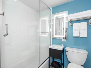 Hotel Saint Clair- Magnificent Mile