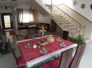 Tanjitan Hospitalite