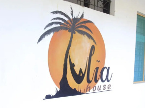 Tulia House - Hostel