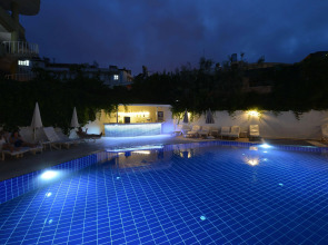 Kaftans City Hotel by RRH&R