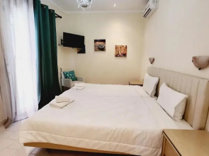 Alexandros 2 by Frangki