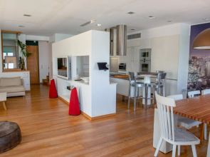 Sideratos Sea View City Apartment