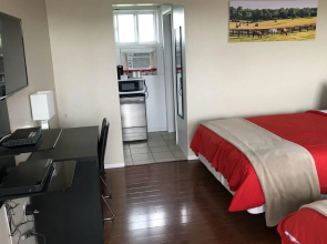Skyview Motel