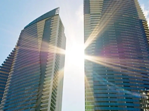 Circle on Cavill - Q Stay