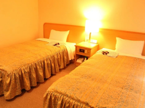 Hotel East