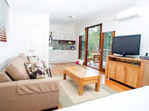 Lilypad Luxury Cabins