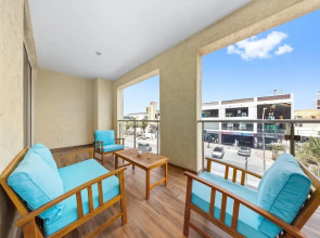 The Cove 106 in Palm Beach Aruba - Prime Location - Free Parking